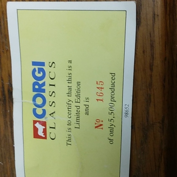 VTG SeaWorld Bus  Gorgi Classics - Picture 10 of 10